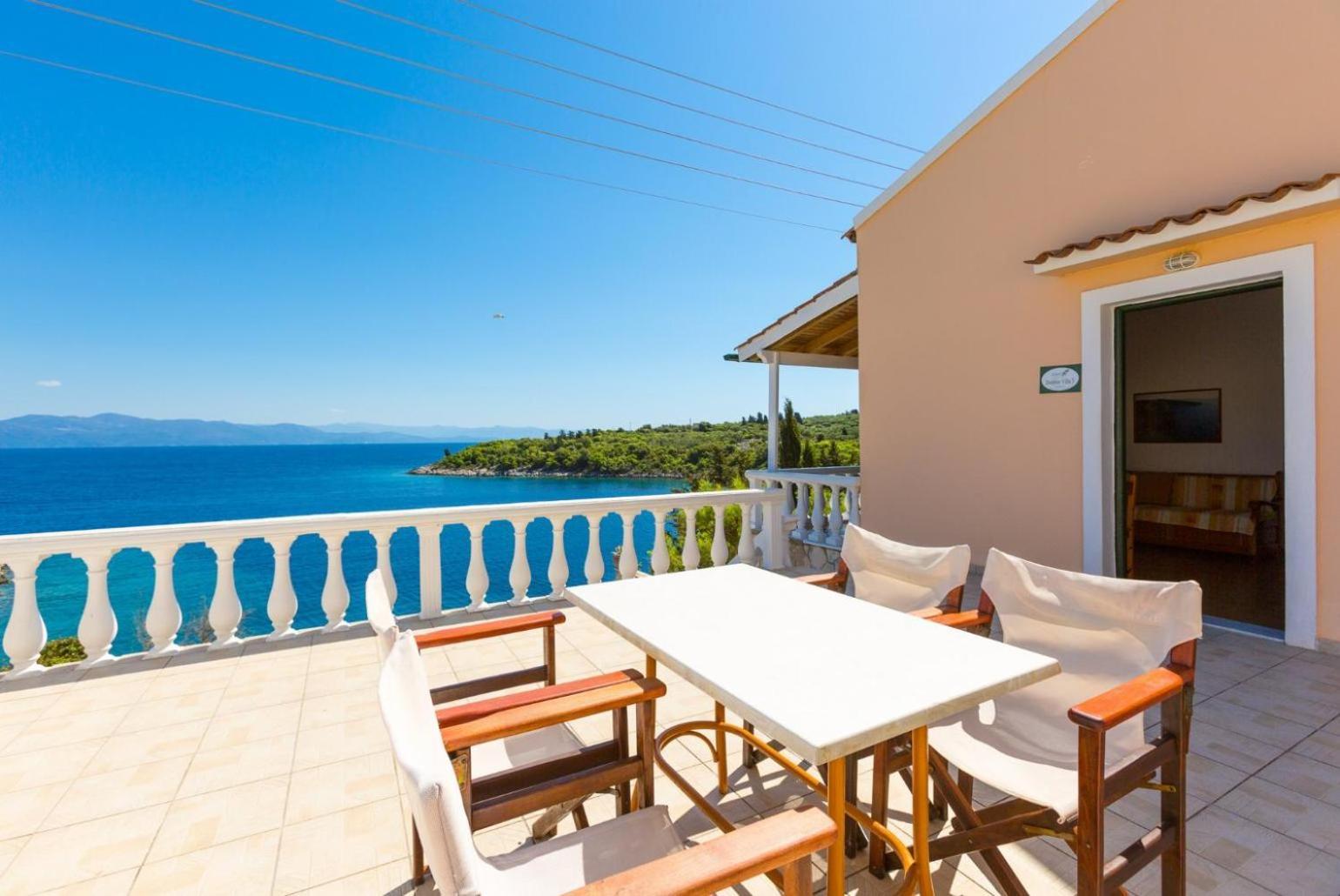 Dolphin Villa 3 Porto Ozias Екстер'єр фото